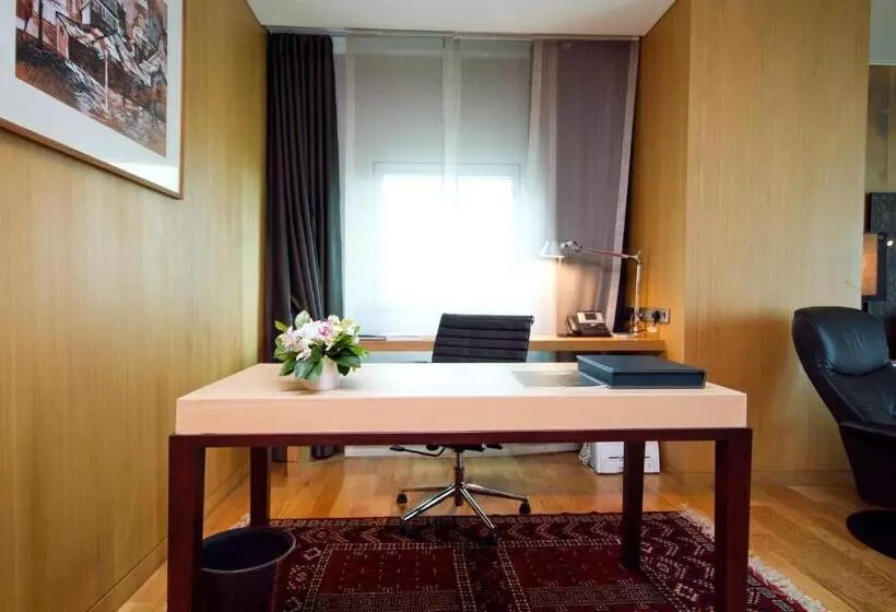 سوییت, Tui Blue Maduzi Hotel Bangkok