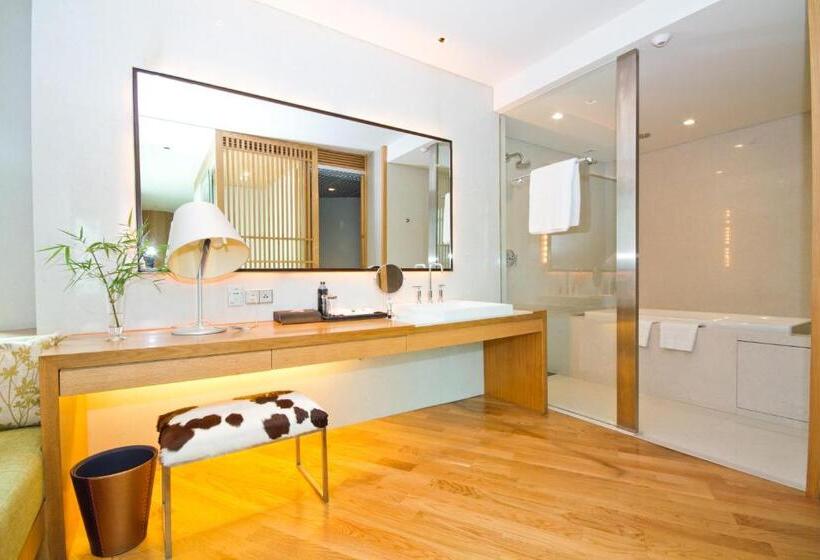 سوییت, Tui Blue Maduzi Hotel Bangkok