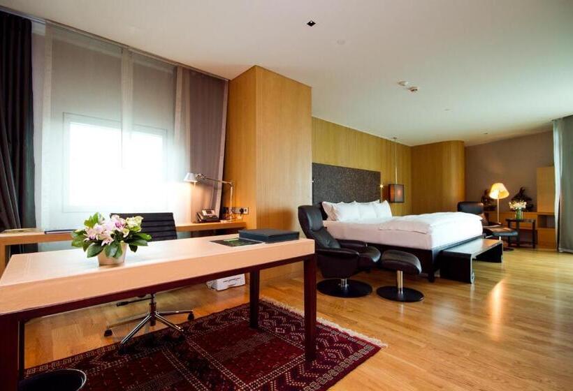 سوییت, Tui Blue Maduzi Hotel Bangkok