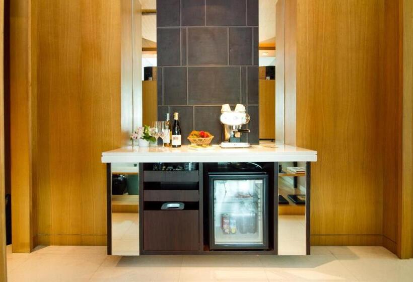 سوییت, Tui Blue Maduzi Hotel Bangkok