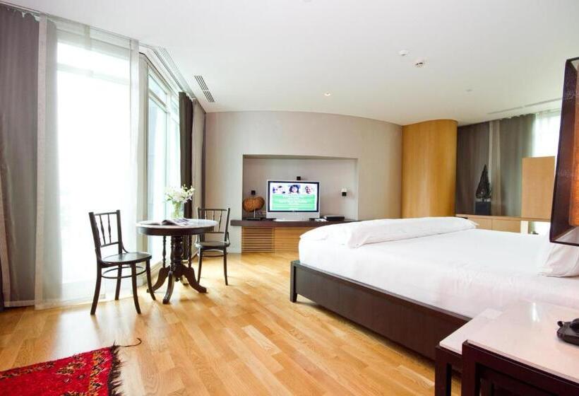 سوییت, Tui Blue Maduzi Hotel Bangkok