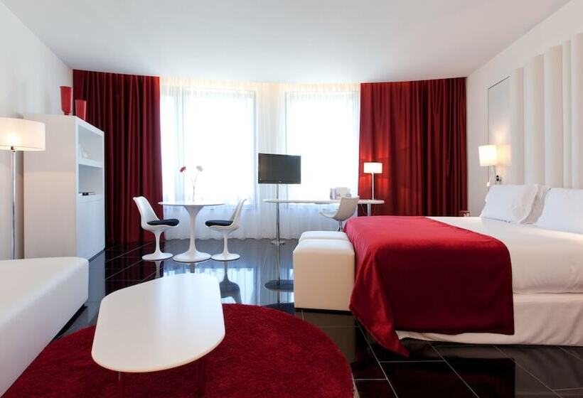 غرفة بريميوم, Porta Fira 4 Sup