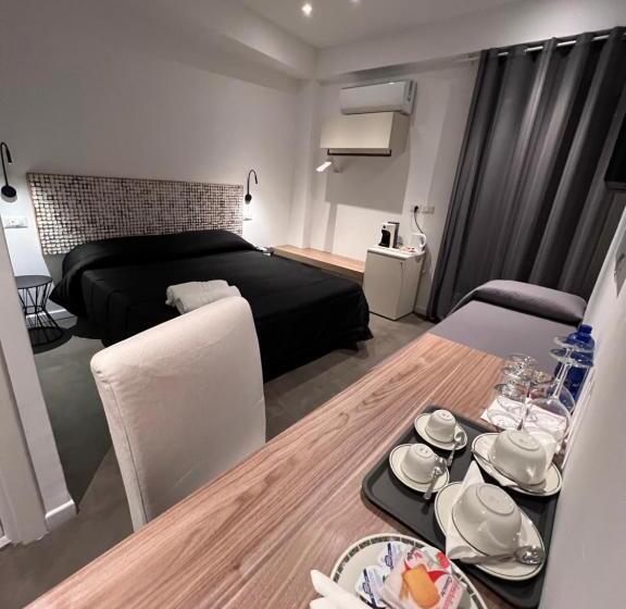 غرفة قياسية ثلاثية, Villa Chiara Taormina