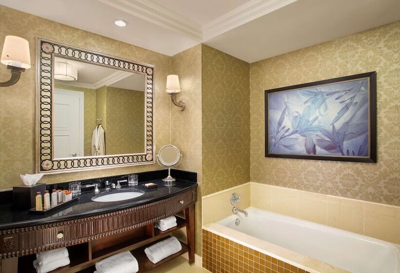 חדר דלוקס נוף למגרש גולף, Waldorf Astoria Orlando   An Official Walt Disney World®