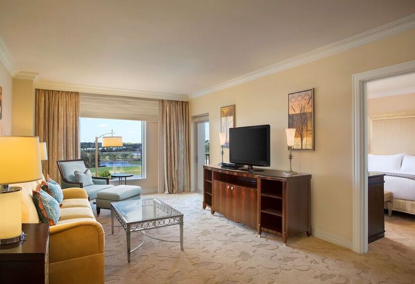 Люкс Повышенной Комфортности, Waldorf Astoria Orlando   An Official Walt Disney World®