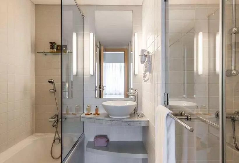 سوییت, Novotel Suites Mall Avenue Dubai