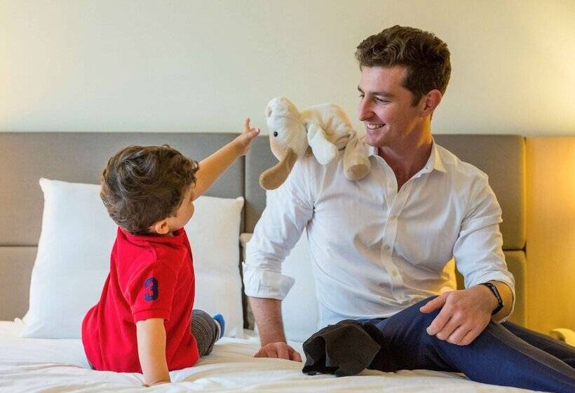 سوییت, Novotel Suites Mall Avenue Dubai