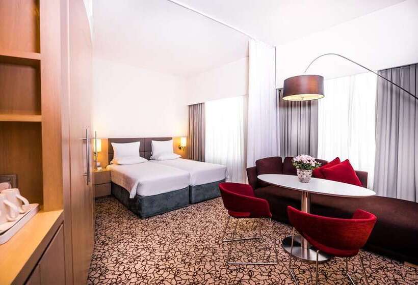 سوییت, Novotel Suites Mall Avenue Dubai