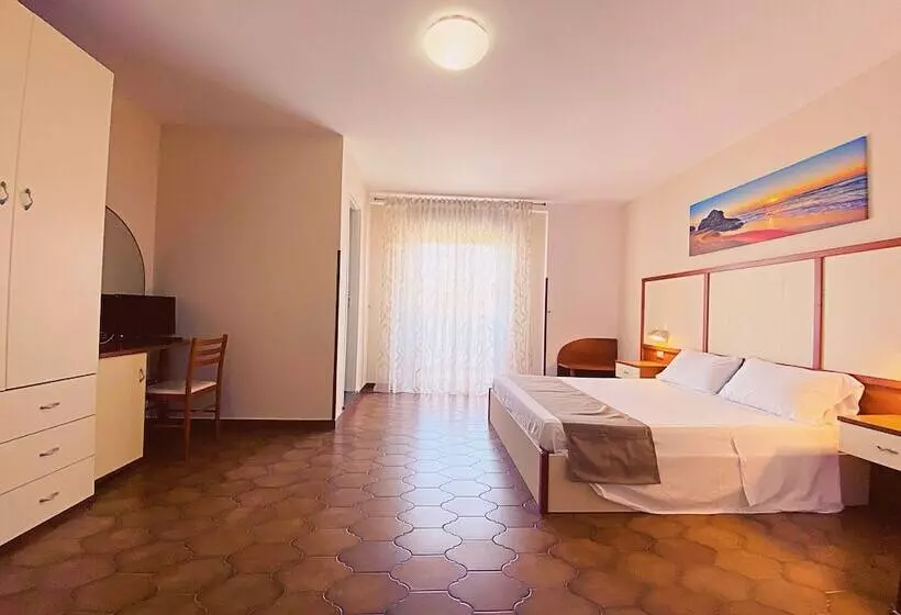 Standard Kolmen Hengen Huone, Residence Hotel Felix