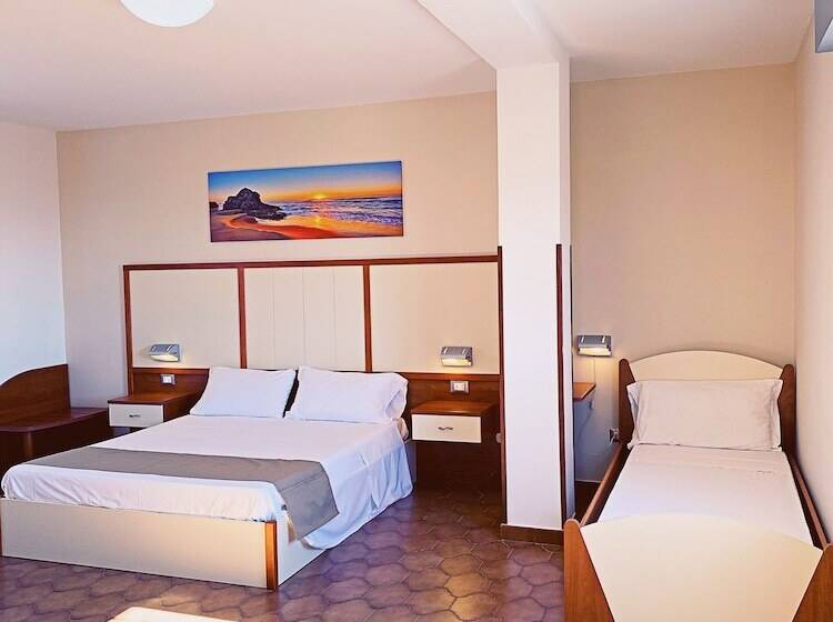 Номер Стандарт Трехместный, Residence Hotel Felix