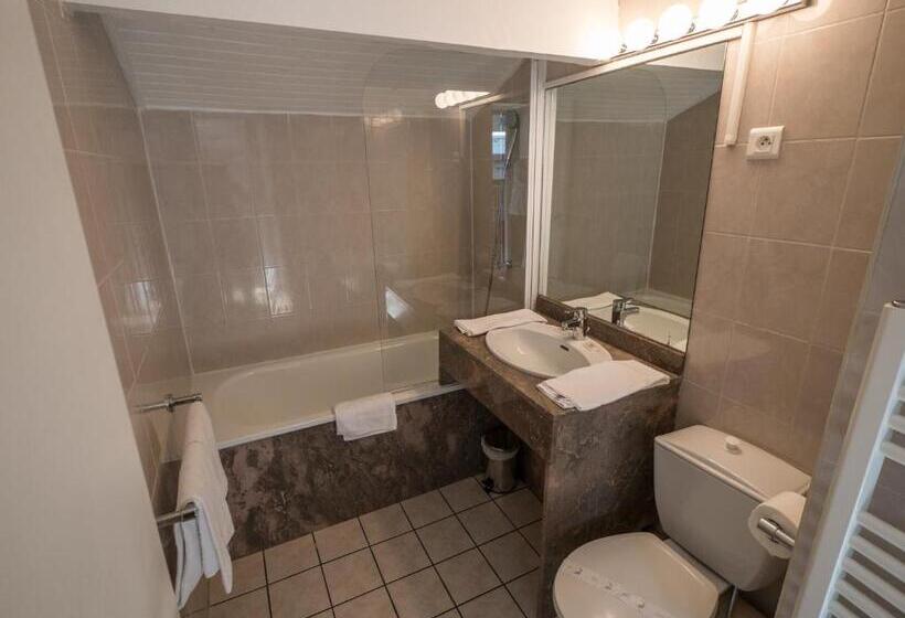 스탠다드 스튜디오, Residence Mer & Golf Sokoburu