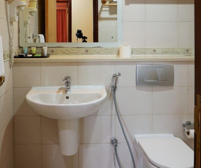 Люкс Повышенной Комфортности, Wescott Plaza Hotel Apartments Llc Formerly West Zone Plaza Hotel Apts