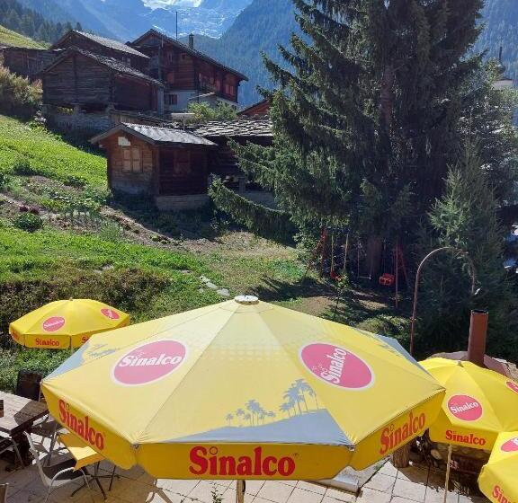 Семейный Номер, B&b Alpenrösli