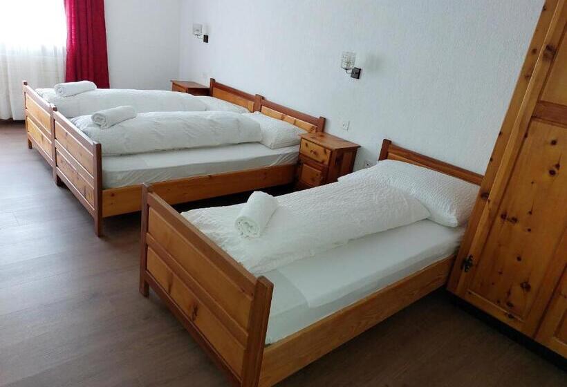 Семейный Номер, B&b Alpenrösli