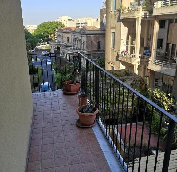 جناح ديلوكس, Etnea Gioeni House Suite