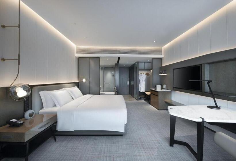 Стандартный Номер Кровать Кинг, Crowne Plaza Wuhan Optics Valley, An Ihg