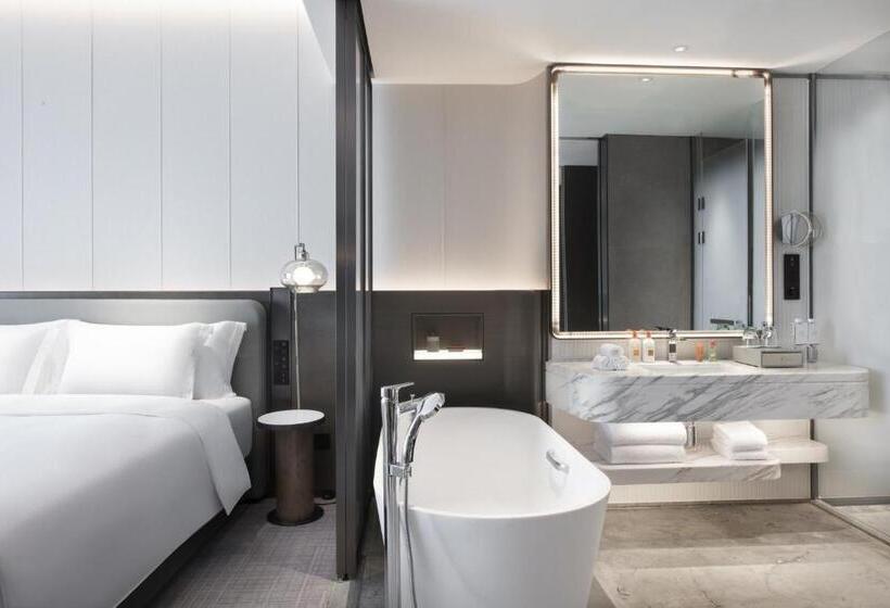 Стандартный Номер Кровать Кинг, Crowne Plaza Wuhan Optics Valley, An Ihg