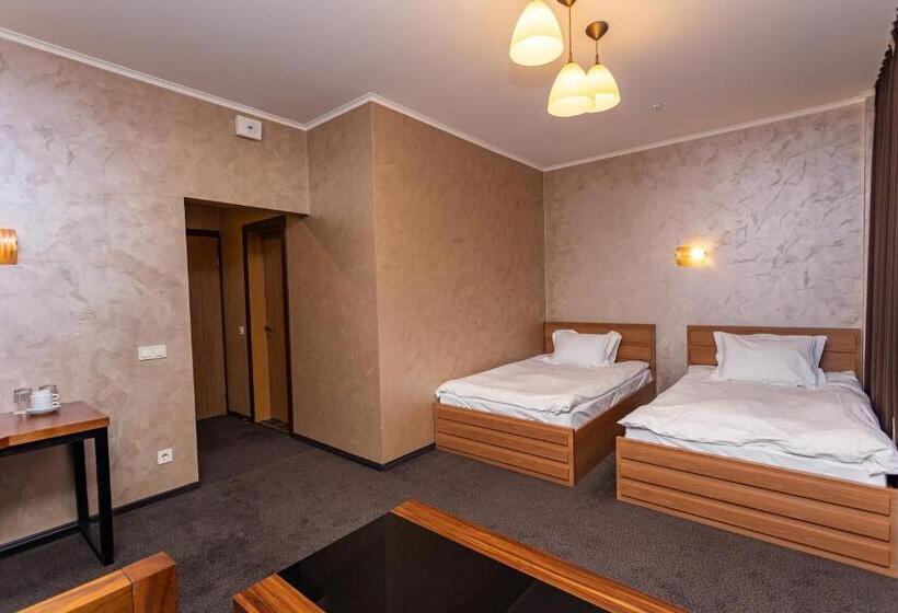 スイート, Perlyna Resort