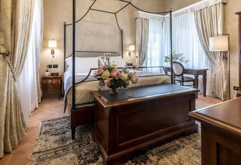 ジュニアスイート, Villa Petriolo