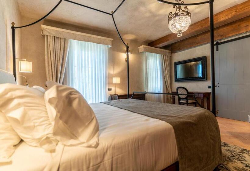 סוויטה נוף לבריכה, Villa Petriolo