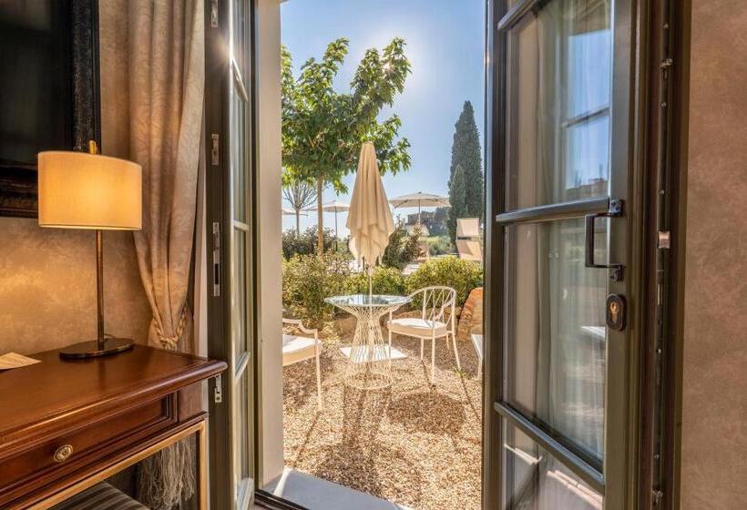 סוויטה נוף לבריכה, Villa Petriolo