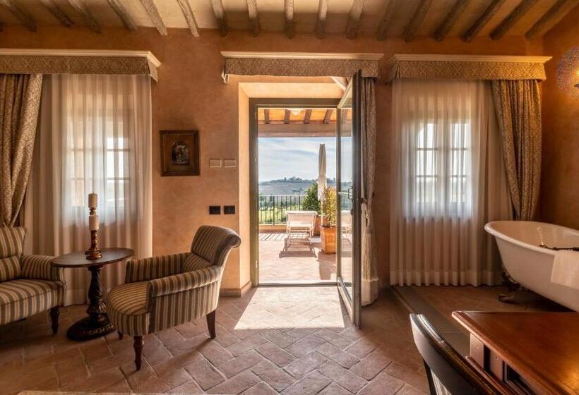 סוויטה עם טרסה, Villa Petriolo