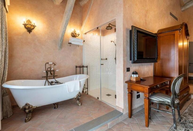 סוויטה עם טרסה, Villa Petriolo