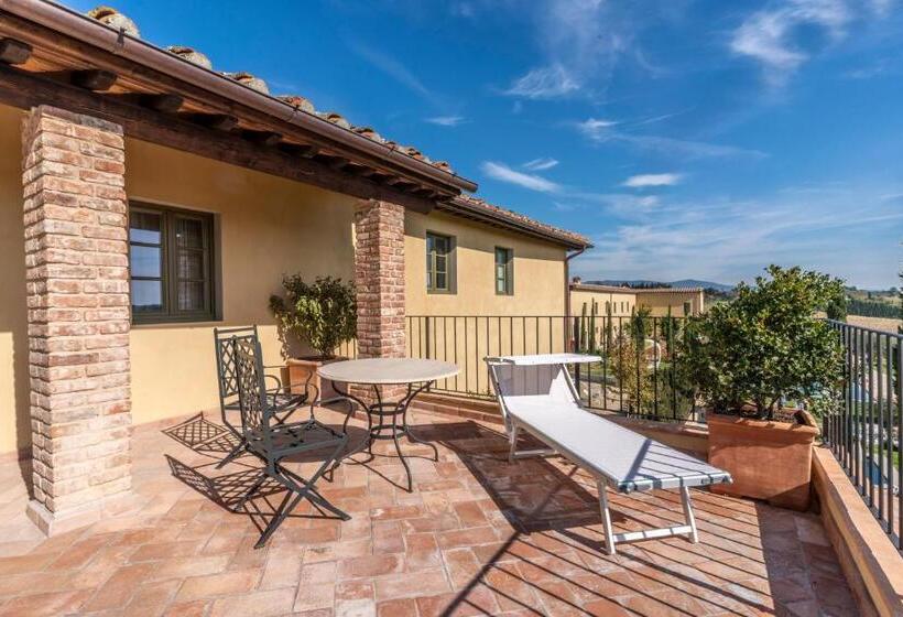 סוויטה עם טרסה, Villa Petriolo