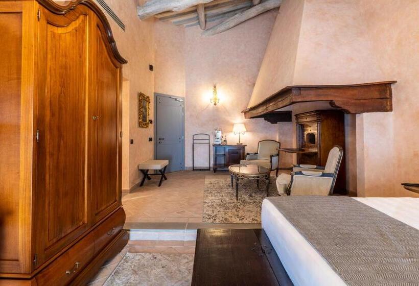 סוויטה עם טרסה, Villa Petriolo