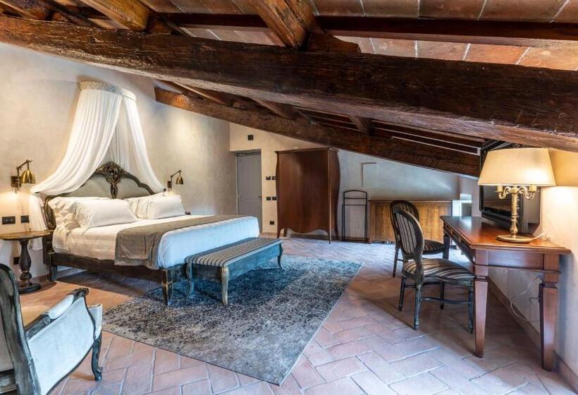 סוויטה, Villa Petriolo