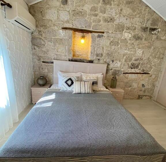 Номер Стандарт, Aliko