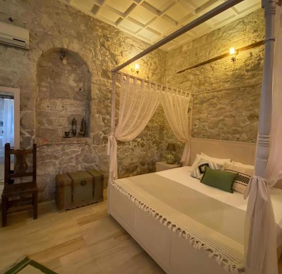 Трехместный Номер Superior, Aliko