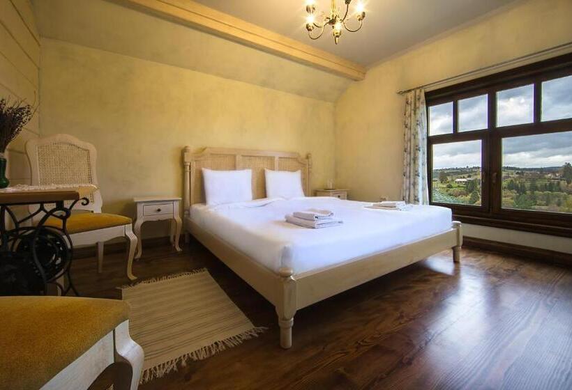 Номер Deluxe, The Provence Village
