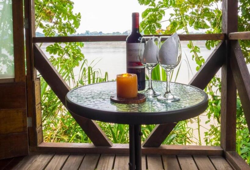 سوئیت با چشمانداز رودخانه, Amazon Planet