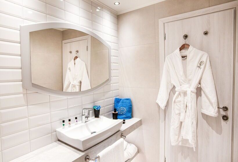 オーシャンビュースーペリアールーム, Acrotel Lilyann Boutique