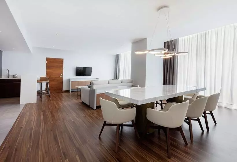 プレミアムスイート, Doubletree By Hilton Hotel Mexico City Santa Fe