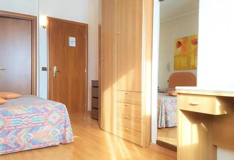 スタンダード4人部屋, Eurohotel Mountain Wellness