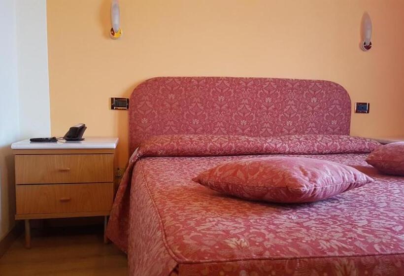 スタンダードトリプルルーム, Eurohotel Mountain Wellness