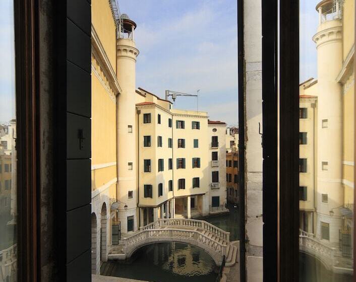 اتاق سوپریور با چشمانداز, Ad Place Venice