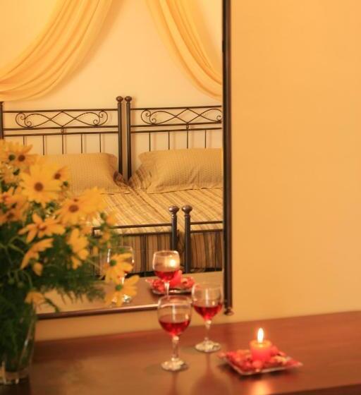 סטודיו דלוקס, Anassa