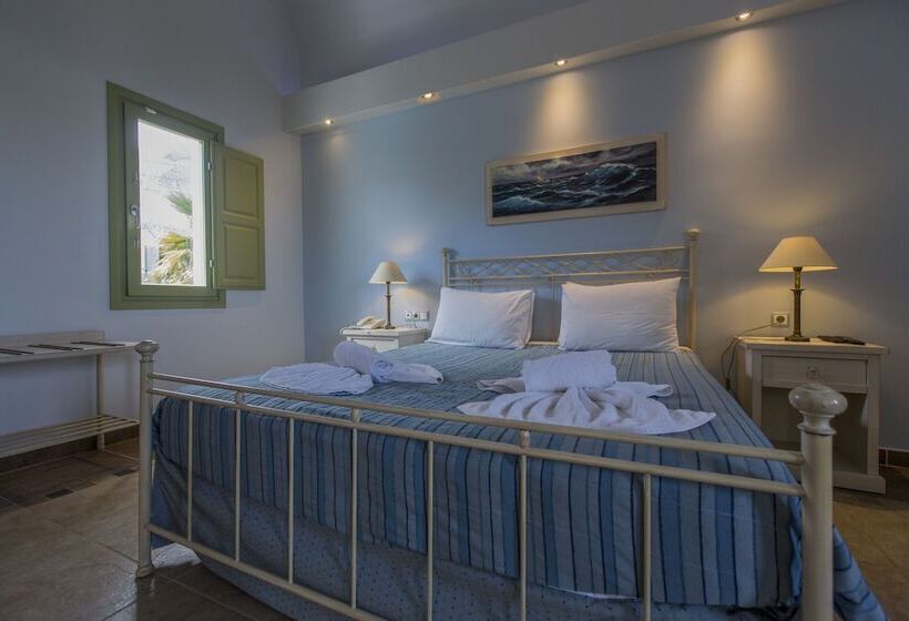 סוויטת ג'וניור, Anassa