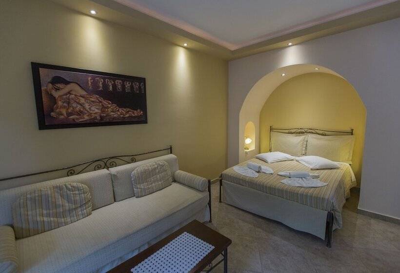 סוויטת ג'וניור, Anassa