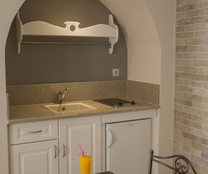 חדר סטודיו סטנדרד, Anassa