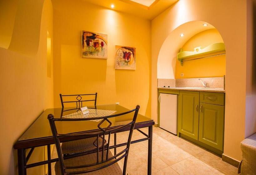 סטודיו דלוקס, Anassa