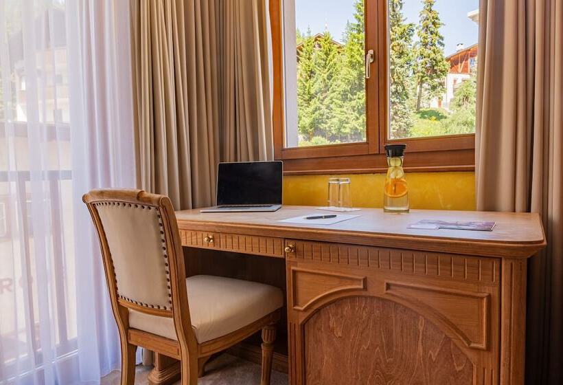 غرفة قياسية, Arte