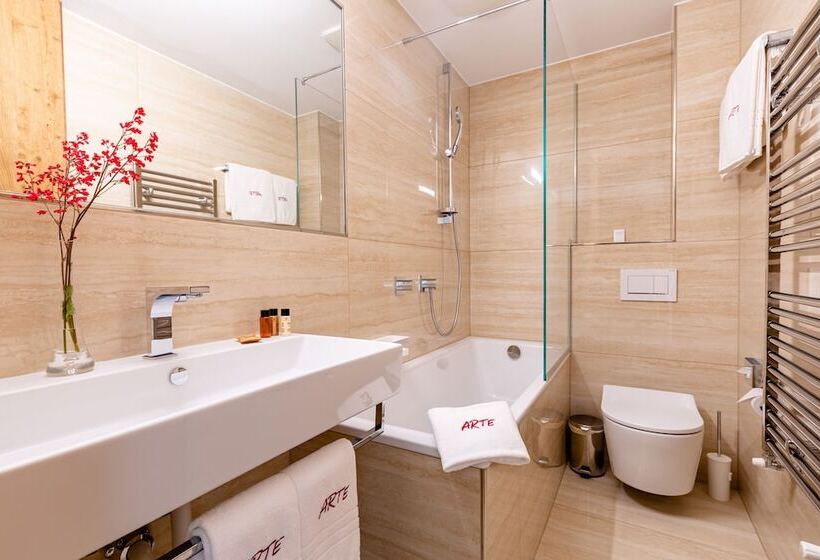 غرفة ديلوكس مزودة بشرفة, Arte