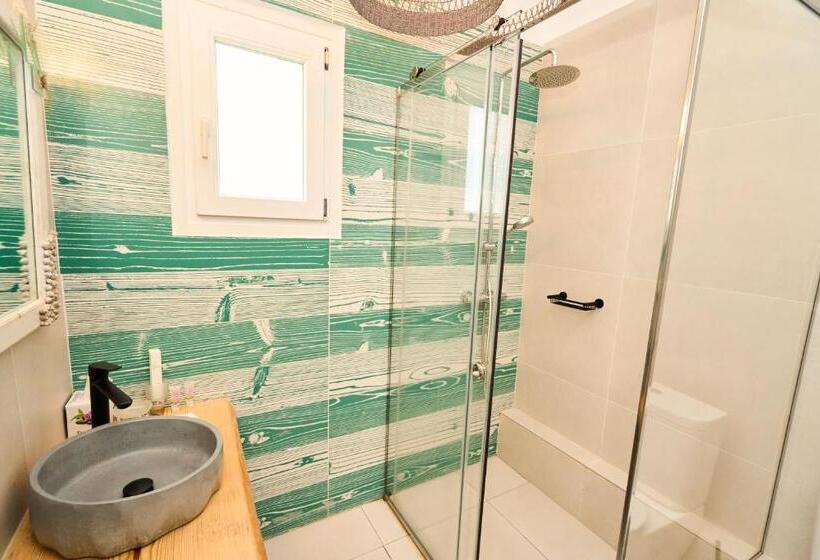 高级房间侧面带海景, Bellissimo Resort