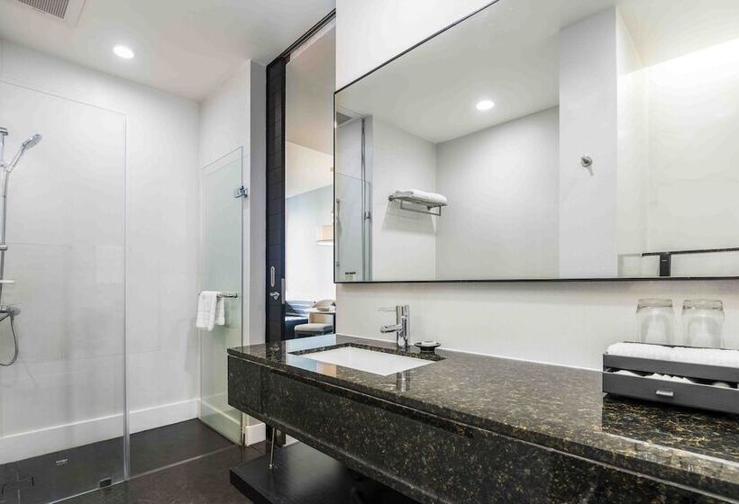 Deluxe room with river view