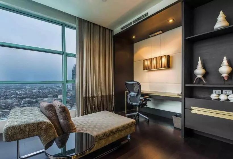Premium Suite