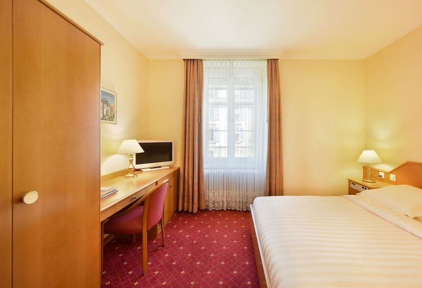 غرفة قياسية, Elite